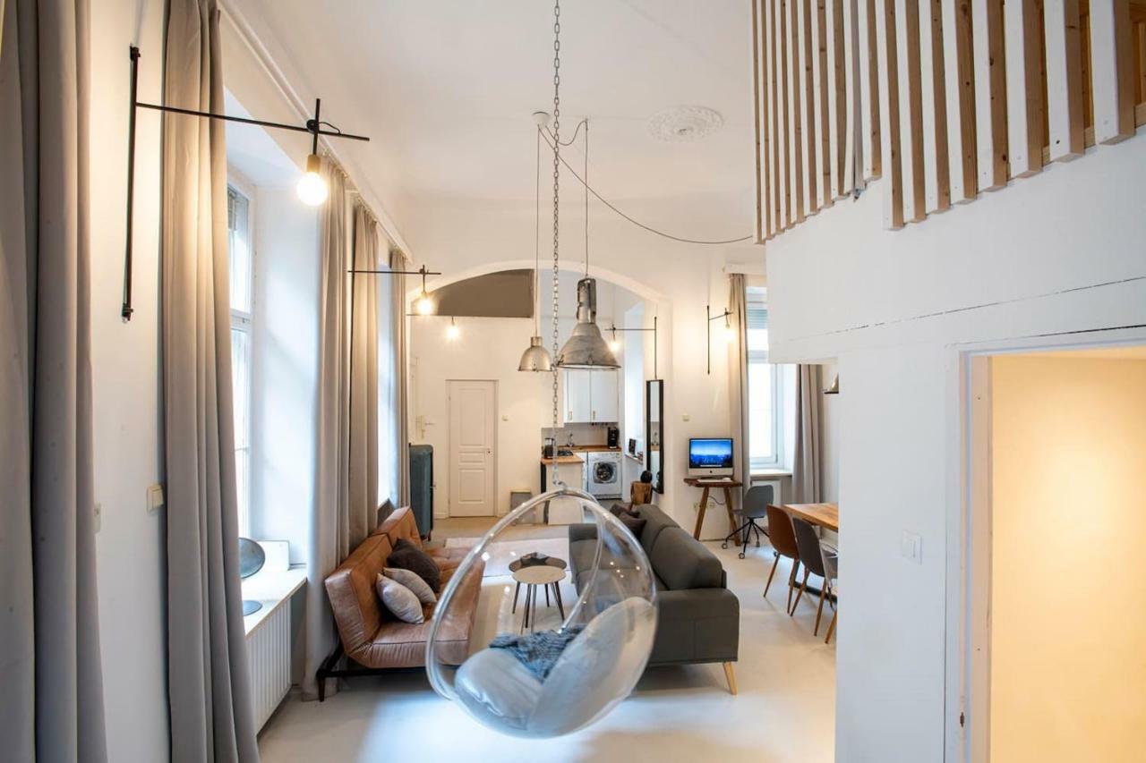 Danube Riverside Designer Apartment In City Center Budapest Exterior photo