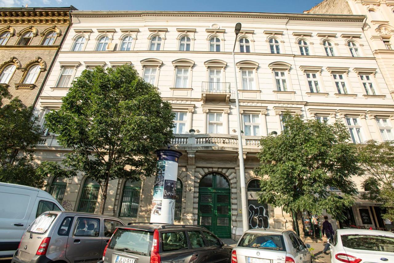 Danube Riverside Designer Apartment In City Center Budapest Exterior photo
